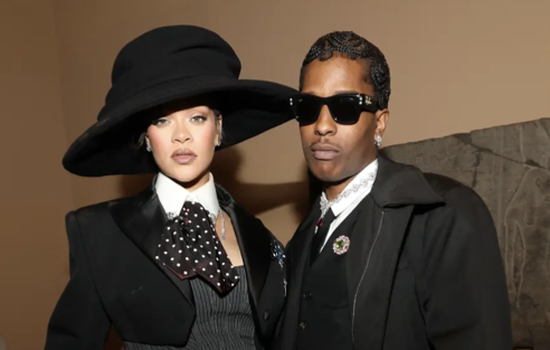 Më falni, Rihanna është shtatzënë me binja...