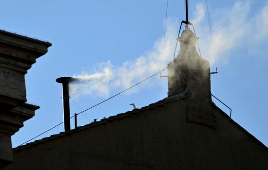 White smoke in the Vatican: New Pope elec...
