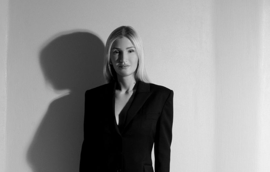 As rarely, Sara talks about her family, "BBVA" and working alongside