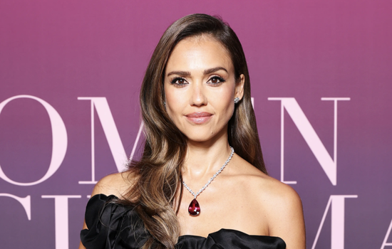 Jessica Alba in a new romance after the sensational divo...