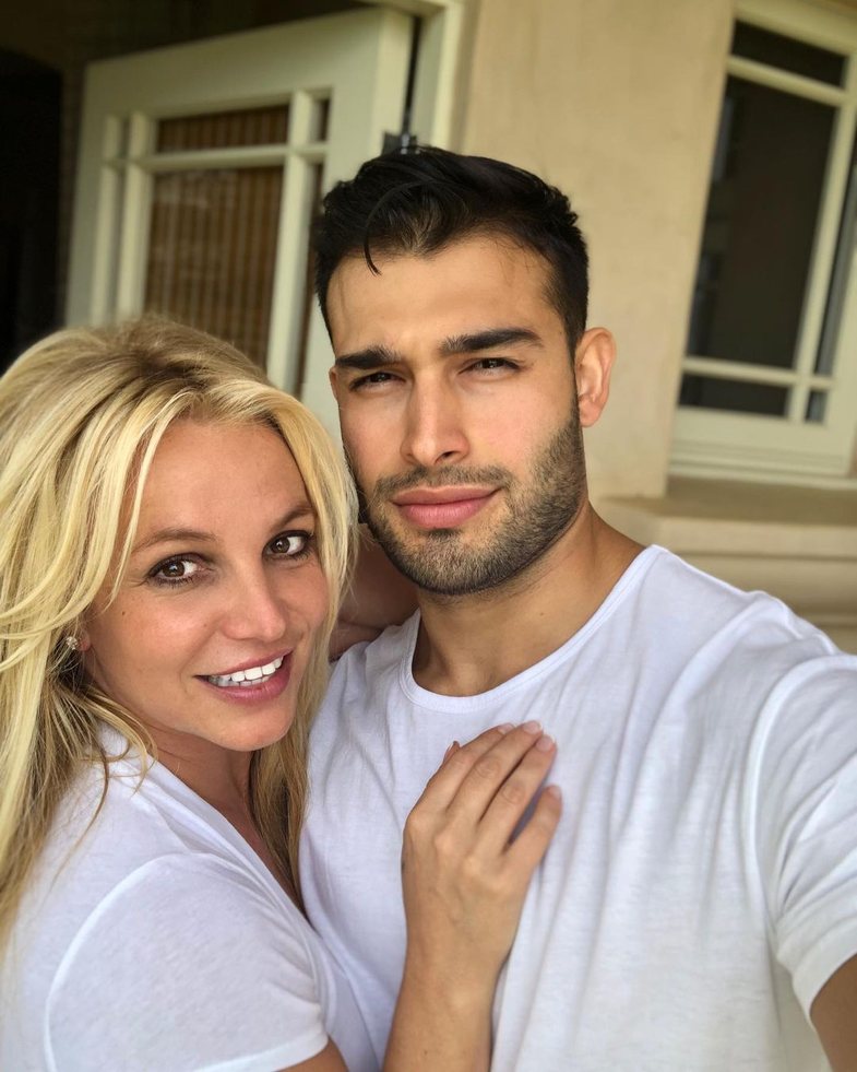 Të gjithë menduan se Britney Spears dhe partneri u fejuan, por ky i