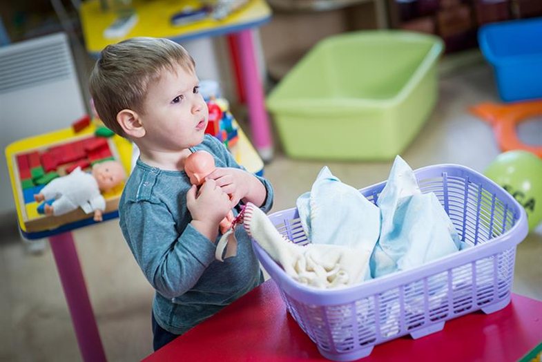 Studimi i ri: Pse fëmijët duhet të luajnë me kukulla,