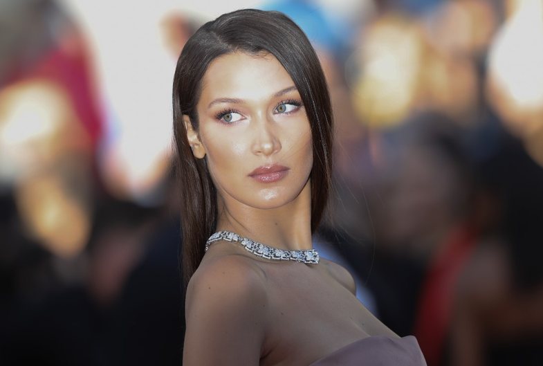 Bella Hadid flet për raportin me alkoolin dhe të gjithë mund ta