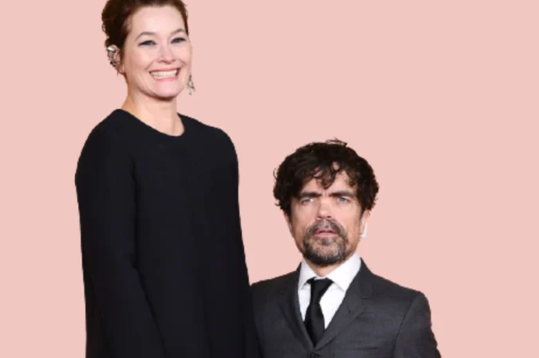 Historia e Peter Dinklage dhe Erica Schmidt dëshmon se dashuria nuk ka