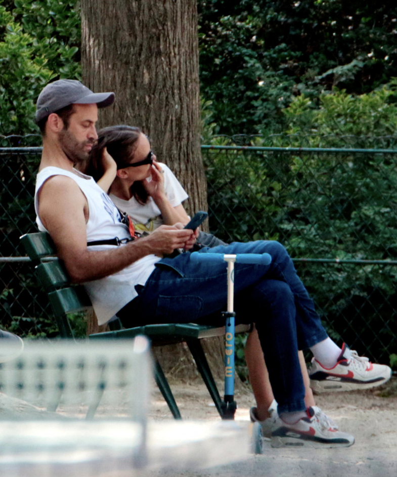 Pas aludimeve për tradhti, Natalie Portman fotografohet duke qarë