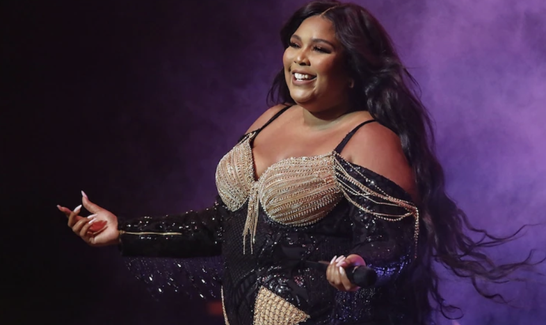 Lizzo reagon për herë të parë ndaj akuzave të