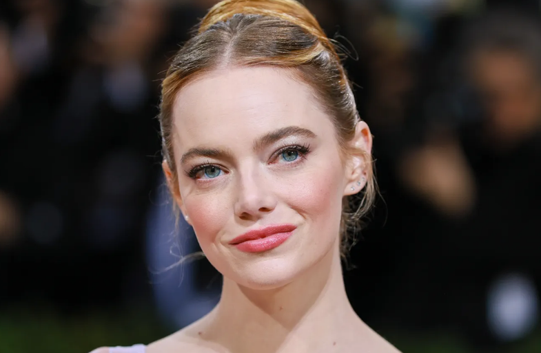 Modeli i ri i flokëve të Emma Stone është thjesht i