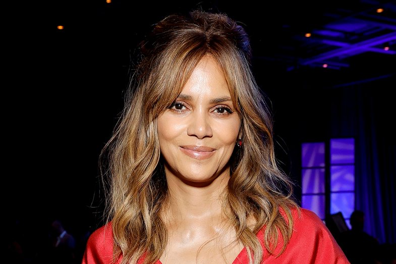 Halle Berry: Pse gratë në të 30-at nuk duhet të ndihen