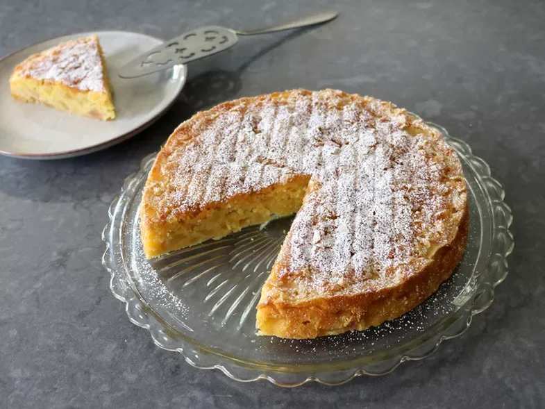 Torta franceze me mollë: Ja receta e ëmbëlsirës perfekte