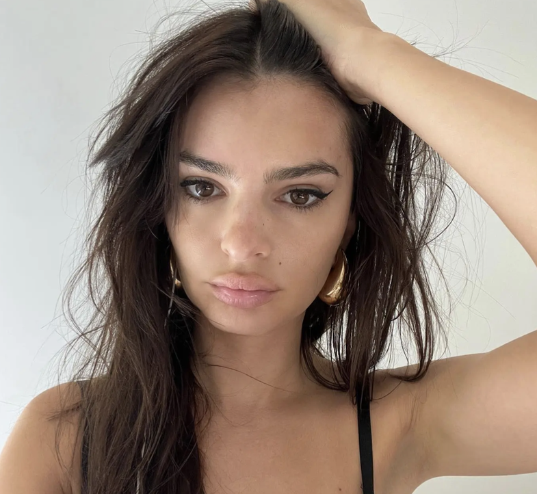 Ky mund të jetë i dashuri i ri i Emily Ratajkowski-t