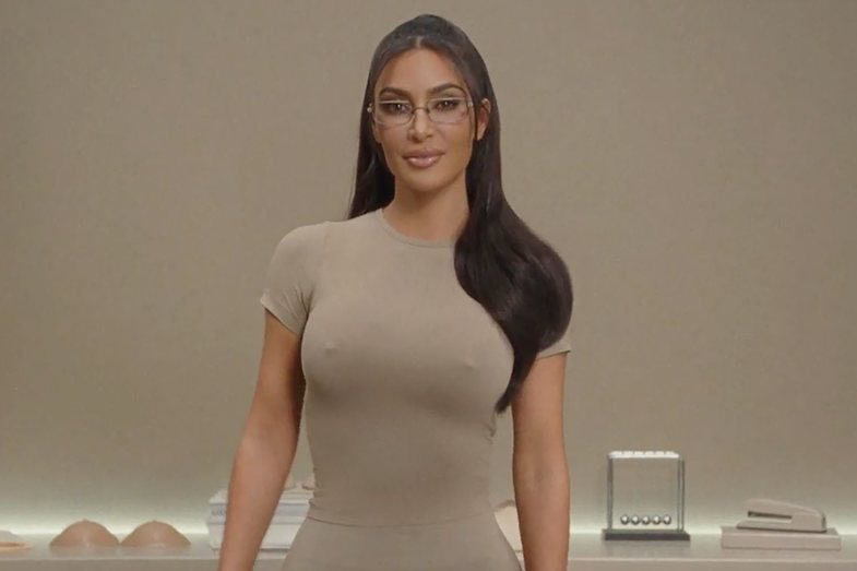 Kim Kardashian krijoi reçipetat me thithka artificiale për një