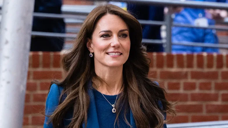 Pas teorive konspirative për zhdukjen e saj, Kate Middleton shfaqet në