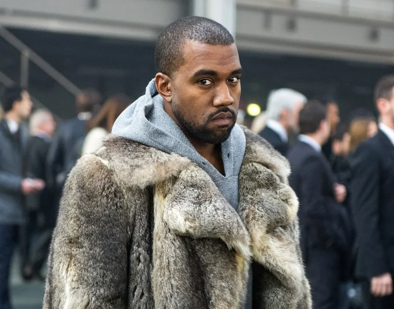 Kanye West sërish në telashe! Reperi paditet nga ish-punonjësi