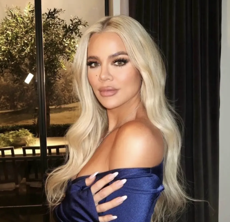 Khloé Kardashian reagon pas akuzave për editim fotosh: