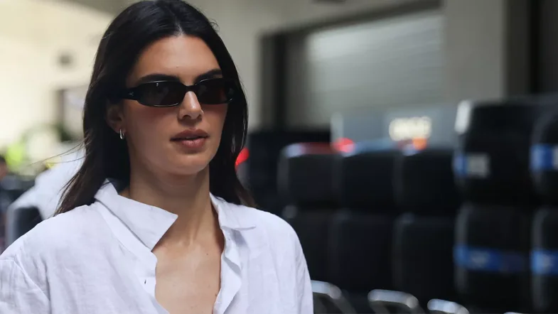 Kendall Jenner sapo theu rregullat e modës me këtë veshje