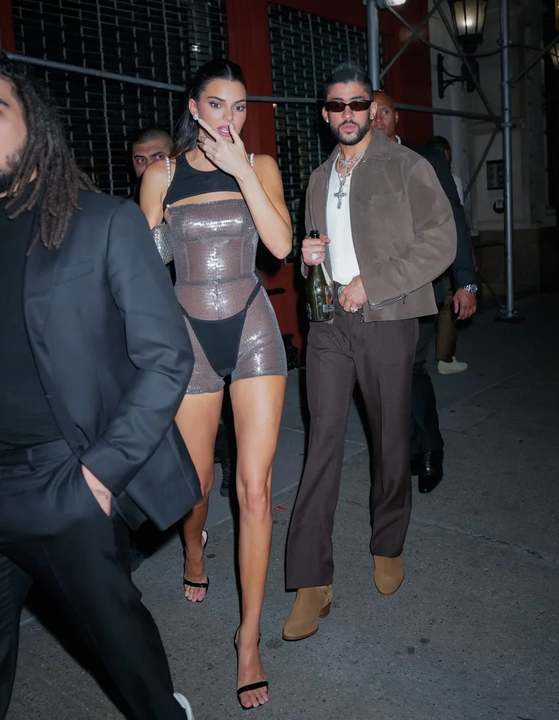 Ç’ndodhi? Kendall Jenner shton zërat se është