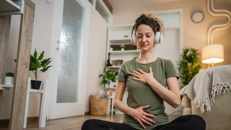 4 mënyra si të qetësoheni nga ankthi, sipas këtij psikologu