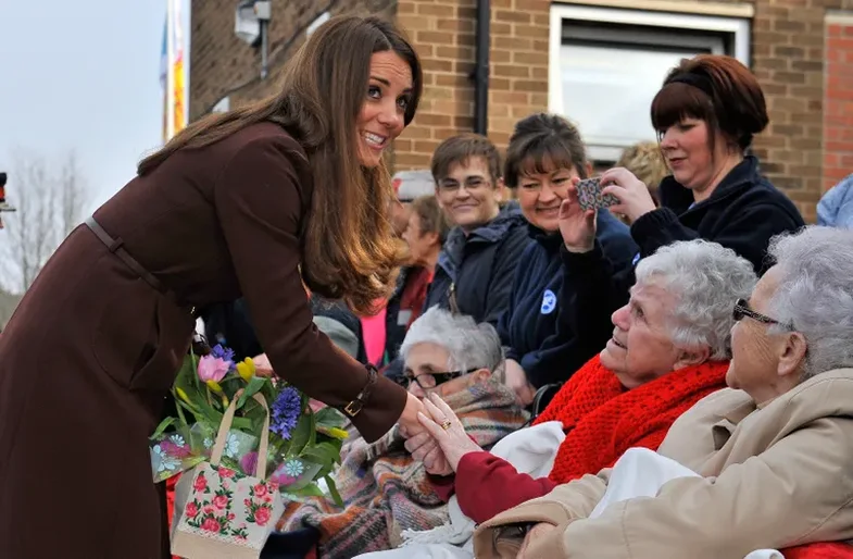 10 vite më vonë, kjo video e Kate Middleton po bëhet virale, por