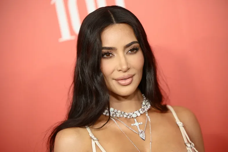 Shijet romantike të Kim Kardashian paskan ndryshuar?