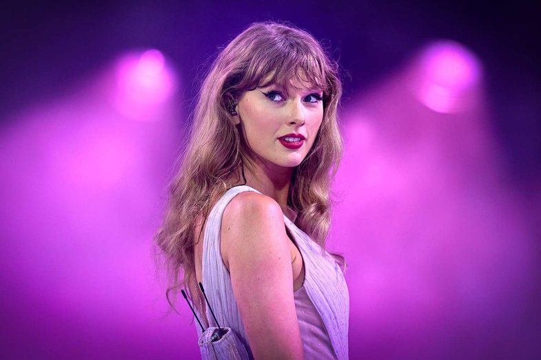 Taylor Swift thyen çdo rekord me turneun e saj të fundit