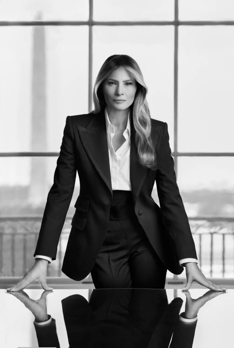 Portreti i ri zyrtar i Melania Trump: Ç’fshihet pas detajeve