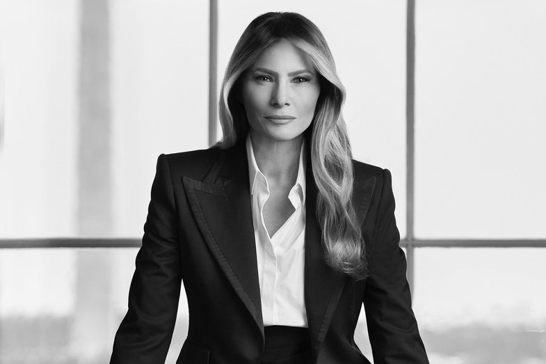 Portreti i ri zyrtar i Melania Trump: Ç’fshihet pas detajeve