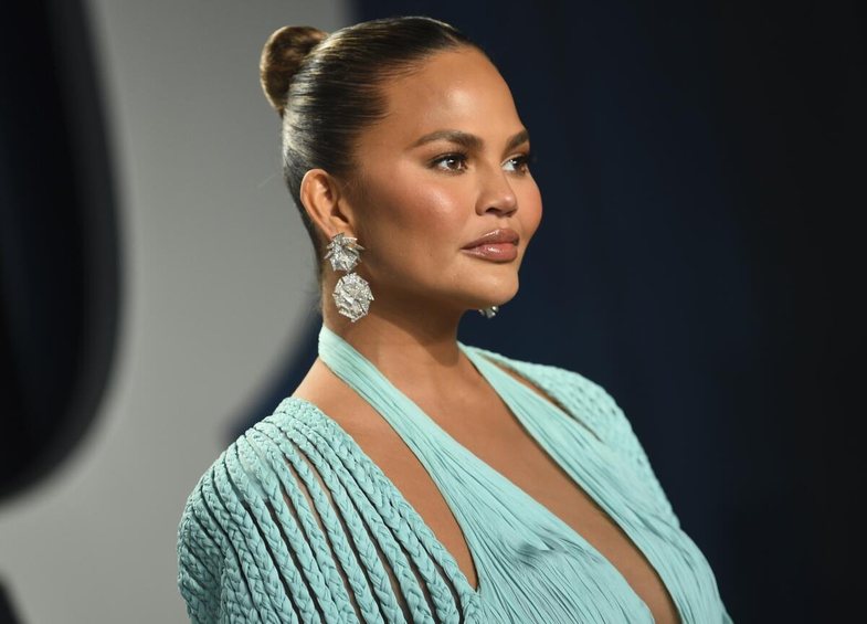 Fotoja e Chrissy Teigen me fëmijët e saj shkakton reagime të