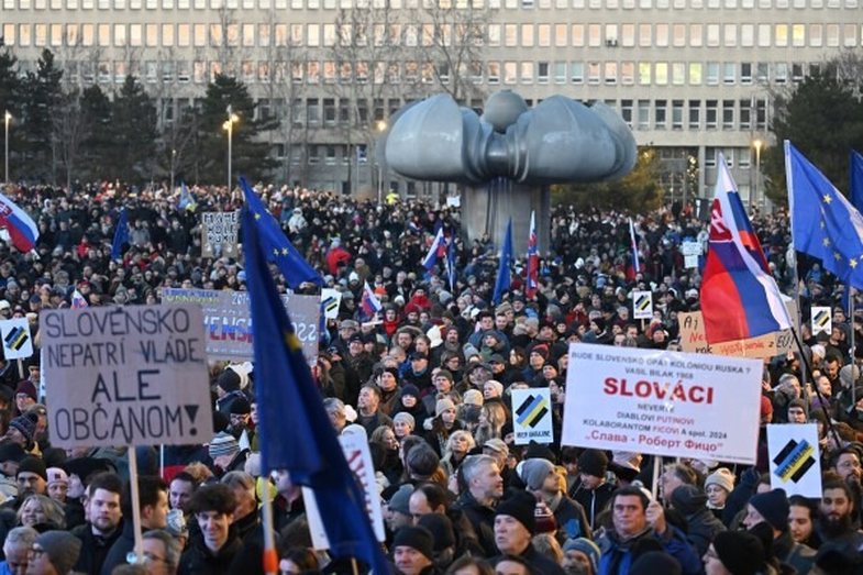 Lajme në pak minuta: Çfarë po ndodh në botë