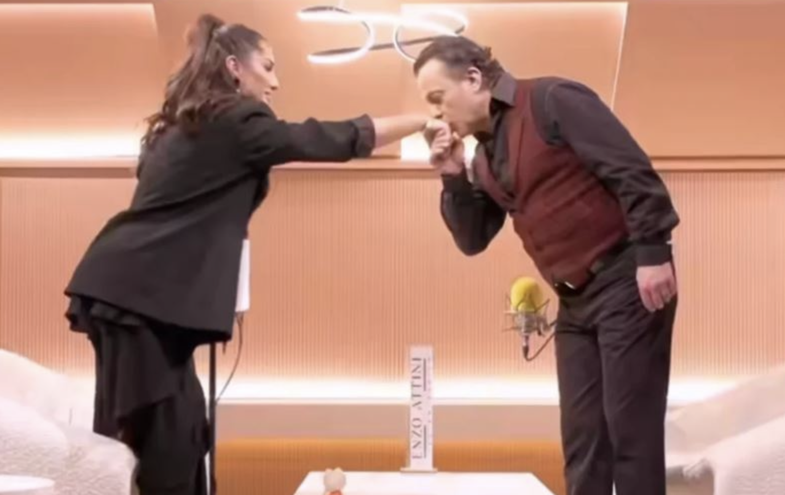 Në vijim të komenteve (të panevojshme), Ilnisa për Laertin: