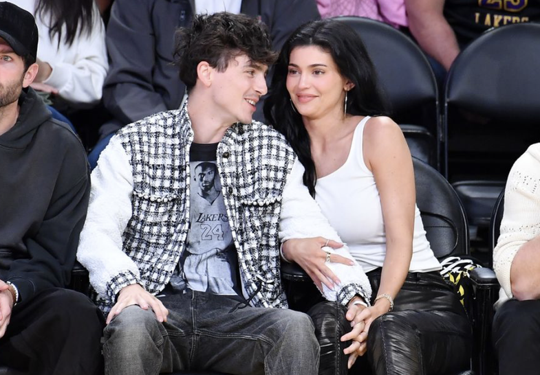 Pra, Timothée paska 1 listë me kërkesa për lidhjen me