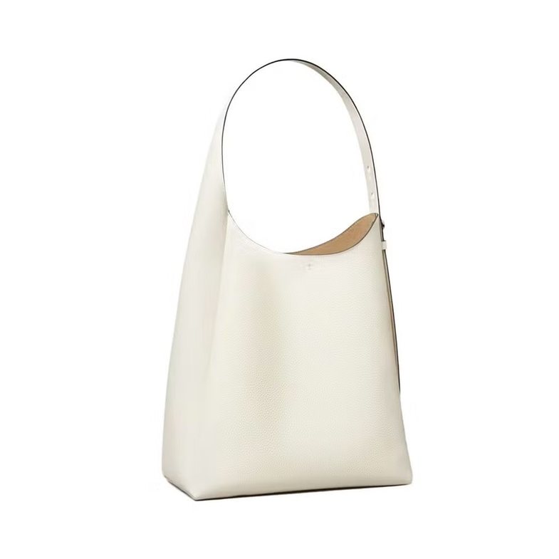 The most 'IN' bags of the season that every girl should have