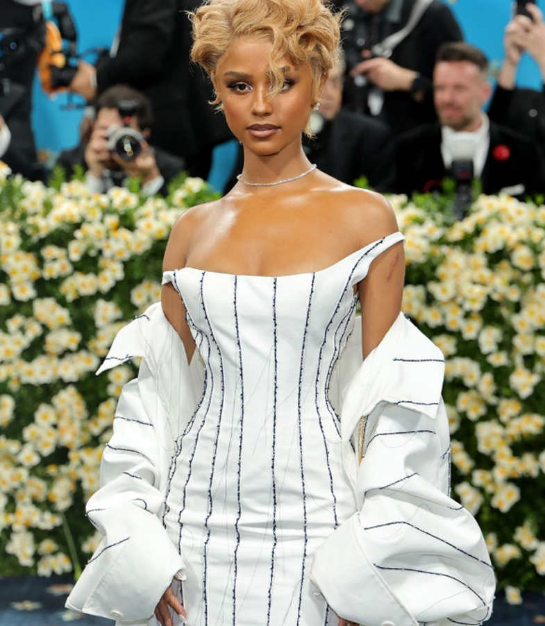 Ca modele ndryshe të thonjve të VIP-ave në Met Gala që do