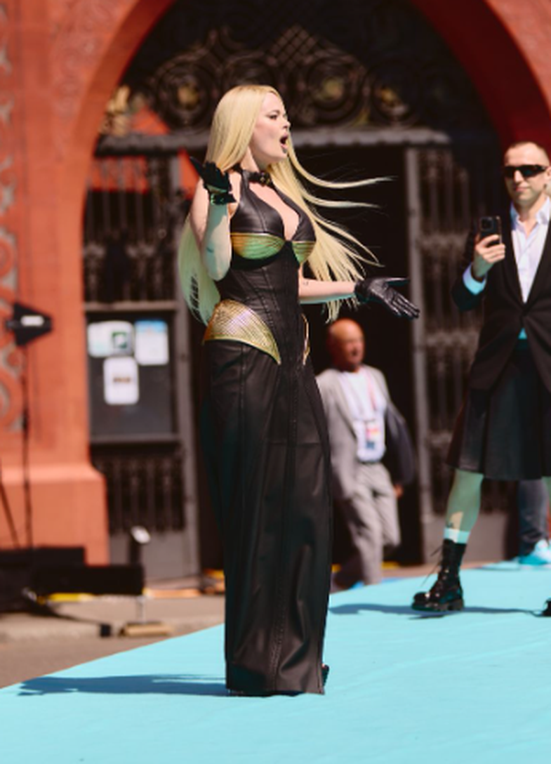 Eurovision 2025 Turquoise Carpet: Ja veshjet e këngëtarëve