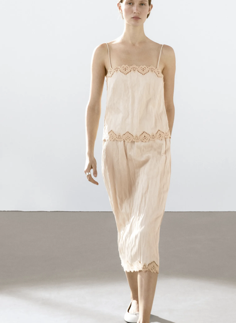 Trust us! All summer outfits will have this detail