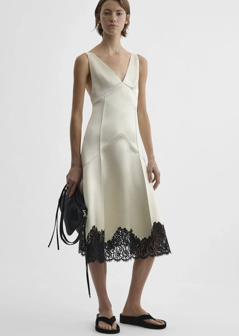 Trust us! All summer outfits will have this detail