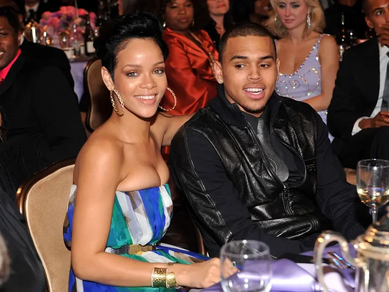 Chris Brown sërish në telashe me ligjin - Arrestohet për