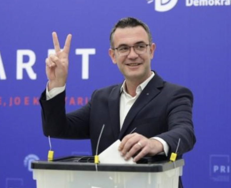 E përlotur, Edlira flet për mungesën e Gert Bodganit: “Na