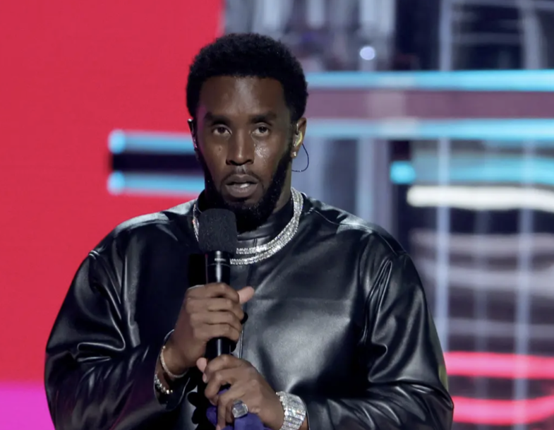 Vaj bebi, drogë dhe para: Dalin fotot nga dhoma e hotelit të P.Diddy-t