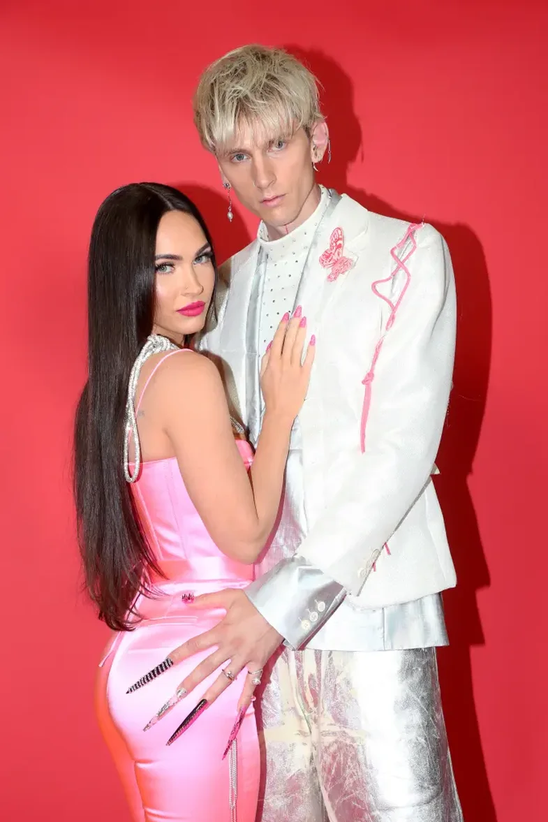 Megan Fox just revealed that her pregnancy with MGK was unplanned oO