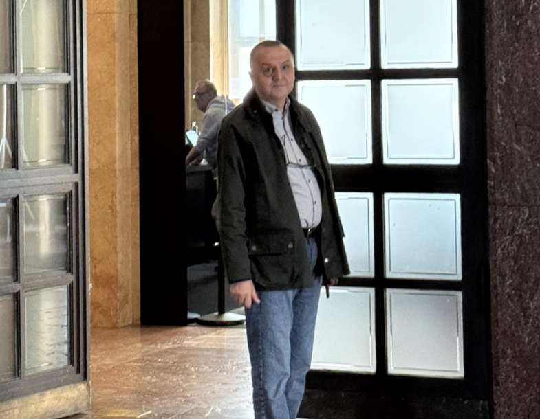 Qëndroi në koma cerebrale: Ndërron jetë Artan Lame