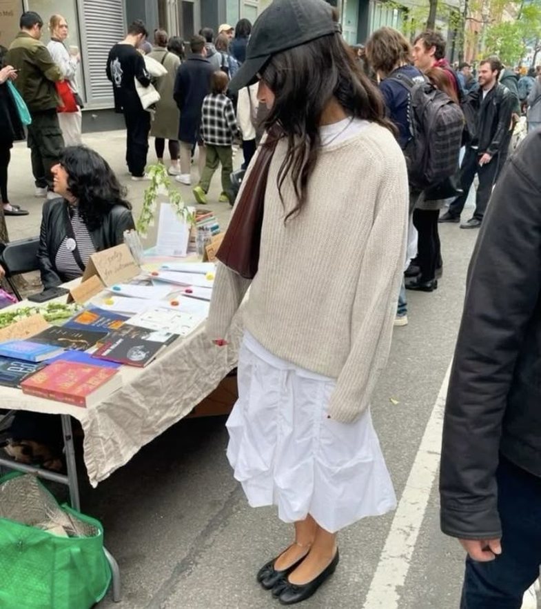 Si të vishni këpucët më të "shëmtuara"