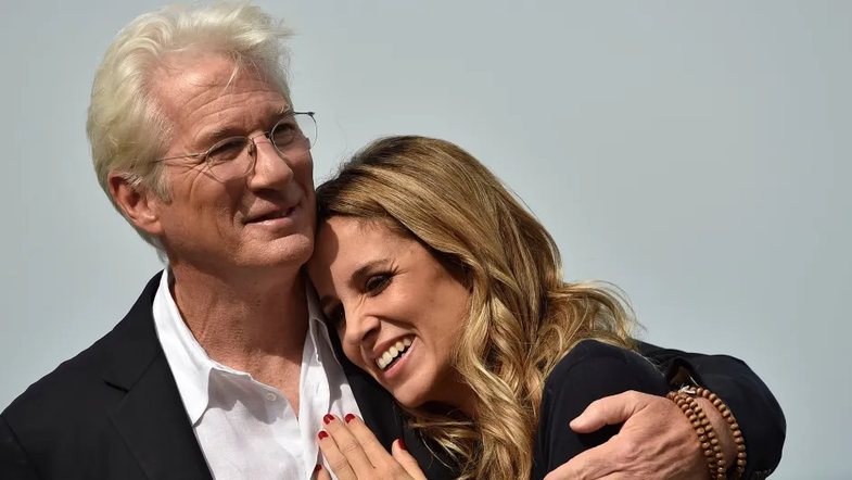 Richard Gere ndan për herë të parë një foto familjare
