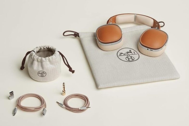Harrojeni çantën Birkin: Hermès nxjerr në treg kufjet me