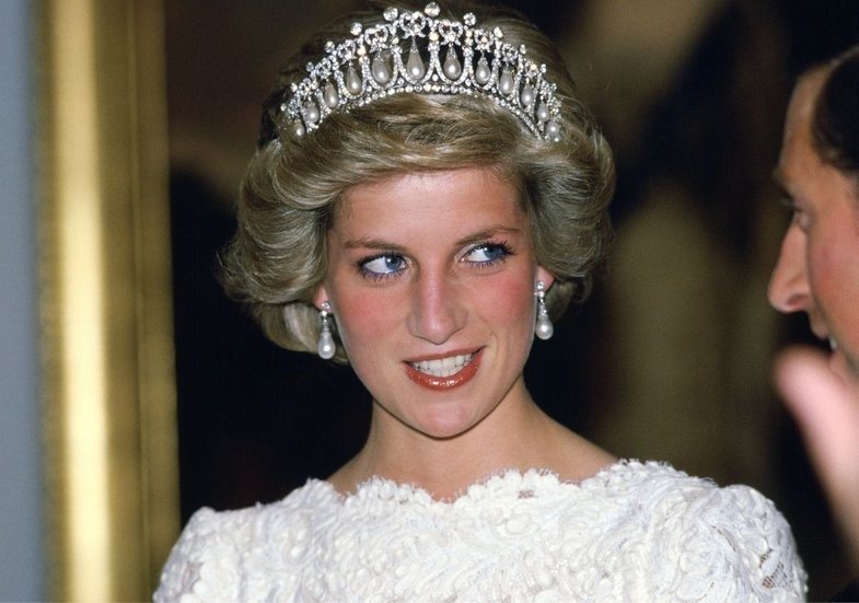 "Ndihem shumë e vetmuar": Letra e Princeshës Diana e shkruar