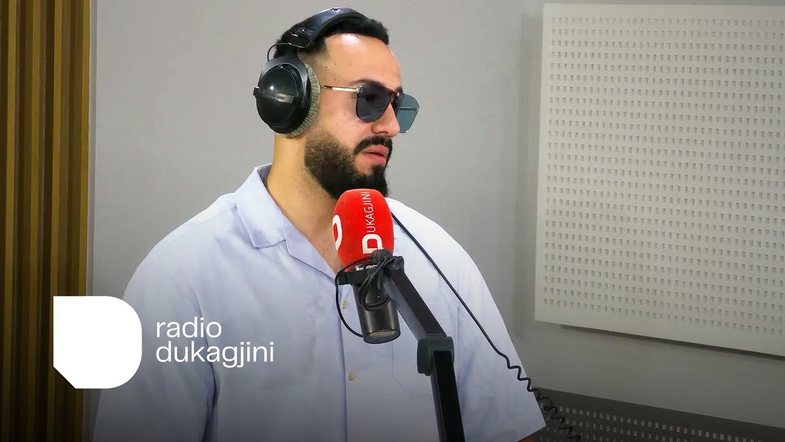 Adrola ♥ Capital T: Nga ‘jemi vetëm miq’ te fundjavat